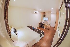 Momizi Business Hotel