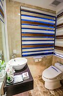 Momizi Business Hotel