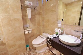 Momizi Business Hotel