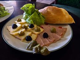 Hotel de l'Avenue - Tana City Centre