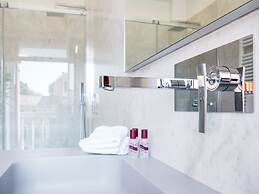 Luxury Apartment On Grand Canal