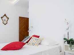 Luxury Apartment On Grand Canal