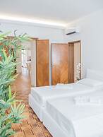 Luxury Apartment On Grand Canal