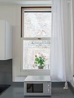 Luxury Apartment On Grand Canal