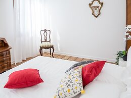 Luxury Apartment On Grand Canal