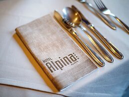 Hotel Alpina