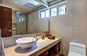 Prieta Penthouse 2 bedrooms sleeps 4