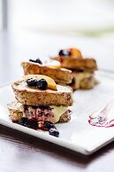 Hotel Madison & Shenandoah Conference Ctr