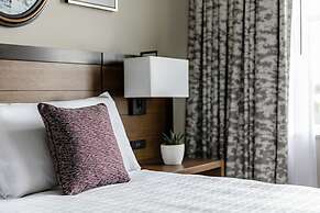 Hotel Madison & Shenandoah Conference Ctr