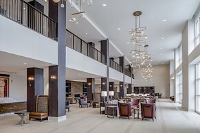 Hotel Madison & Shenandoah Conference Ctr