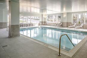 Hotel Madison & Shenandoah Conference Ctr