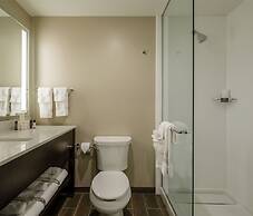 Hotel Madison & Shenandoah Conference Ctr