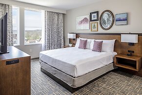 Hotel Madison & Shenandoah Conference Ctr