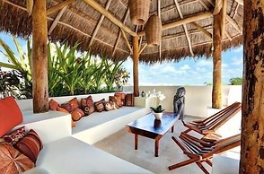 Samati Penthouse Private roof jacuzzi