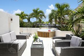 Turquesa Penthouse 2 BDRM sleeps 5