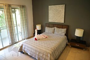 Turquesa Penthouse 2 BDRM sleeps 5