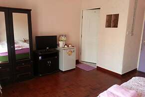 Hua Hin Tour Guesthouse