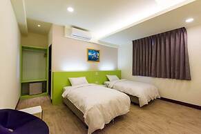 Pandora Elevator B&B