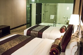 Royale Signature Hotel