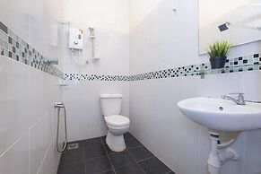 OYO 89981 Nyamanya Hotel