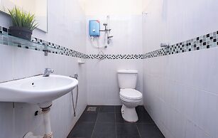 OYO 89981 Nyamanya Hotel