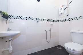 OYO 89981 Nyamanya Hotel