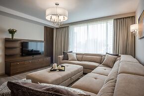 Yaya Hotel and Apartments