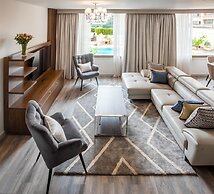 Yaya Hotel and Apartments