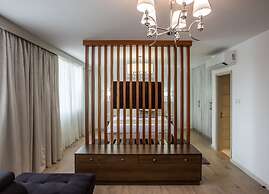 Yaya Hotel and Apartments