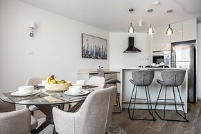 Yaya Hotel and Apartments