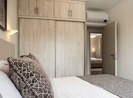 Yaya Hotel and Apartments