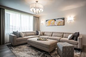 Yaya Hotel and Apartments