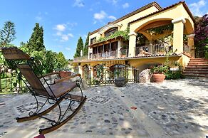 Villa Taraca Alacati Romantik Hotel