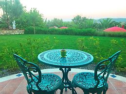 Villa Taraca Alacati Romantik Hotel