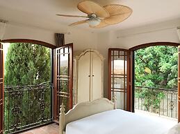 Villa Taraca Alacati Romantik Hotel