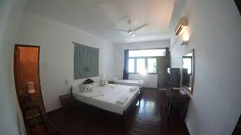 Coral Seas Beach Hikkaduwa