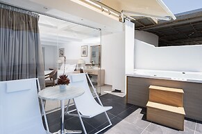 Kratiras View Luxury Suites