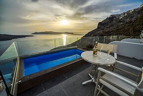 Kratiras View Luxury Suites