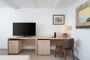 Kratiras View Luxury Suites