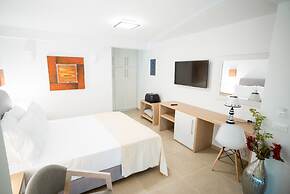 Kratiras View Luxury Suites