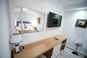 Kratiras View Luxury Suites