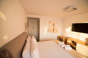 Kratiras View Luxury Suites