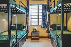 DMZ Hostel Hue