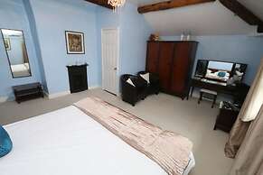 Ternhill Farm House