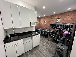 31 Street Broadway Hotel