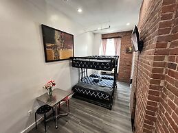 31 Street Broadway Hotel