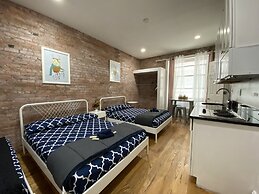 31 Street Broadway Hotel