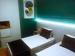 Carlton Plaza Baobá