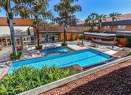 Carlton Plaza Baobá