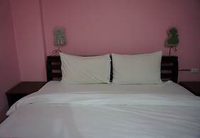 The Boss Grand Tower Hotel